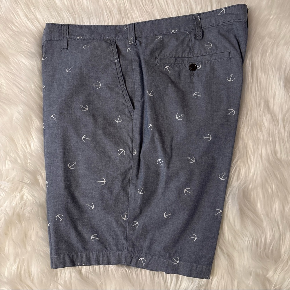 Men's Docker’s Nautical Flat Front 98% Cotton Shorts In Size W40 Blue/Gray